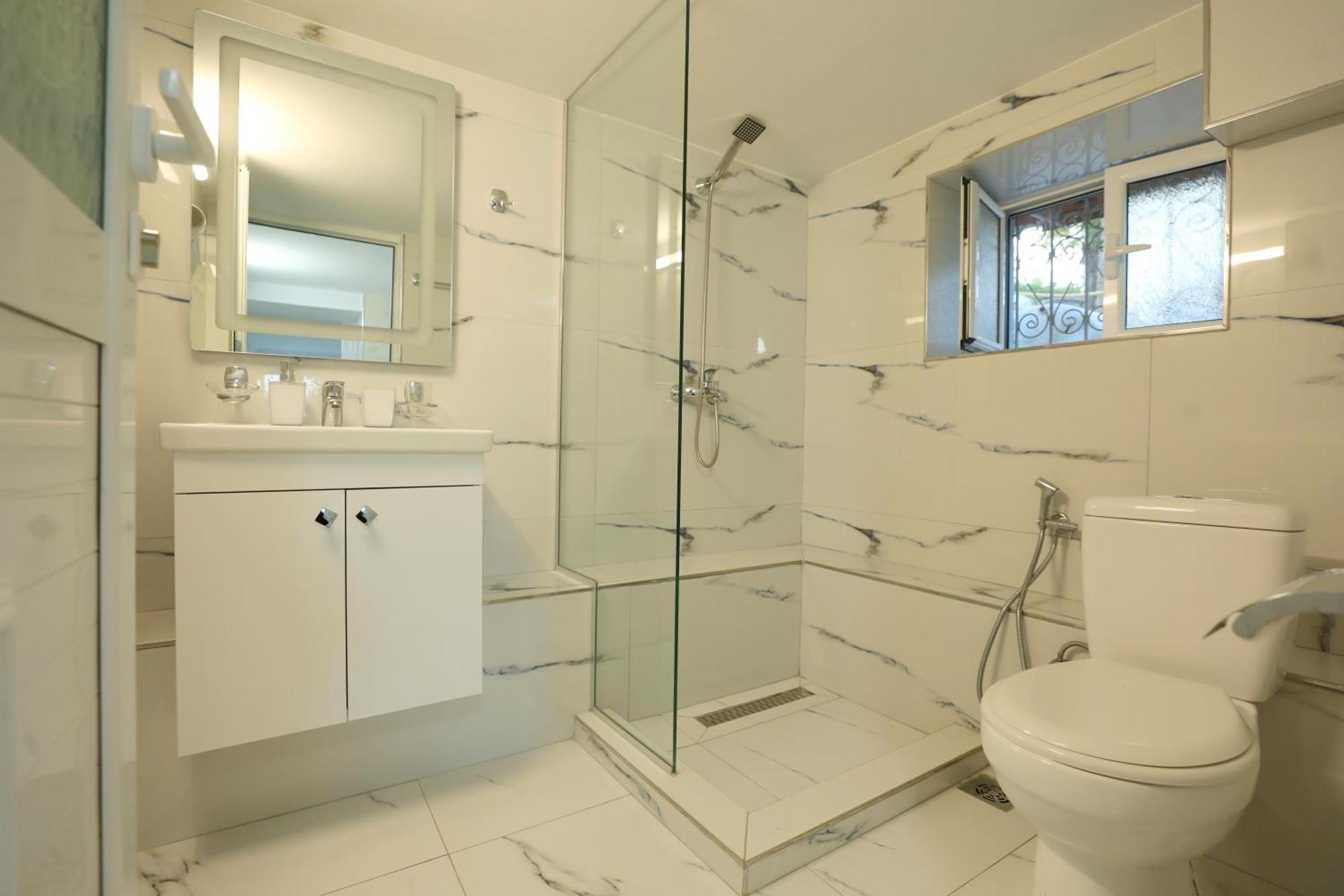 Villa Kevin'S Sarandë Esterno foto